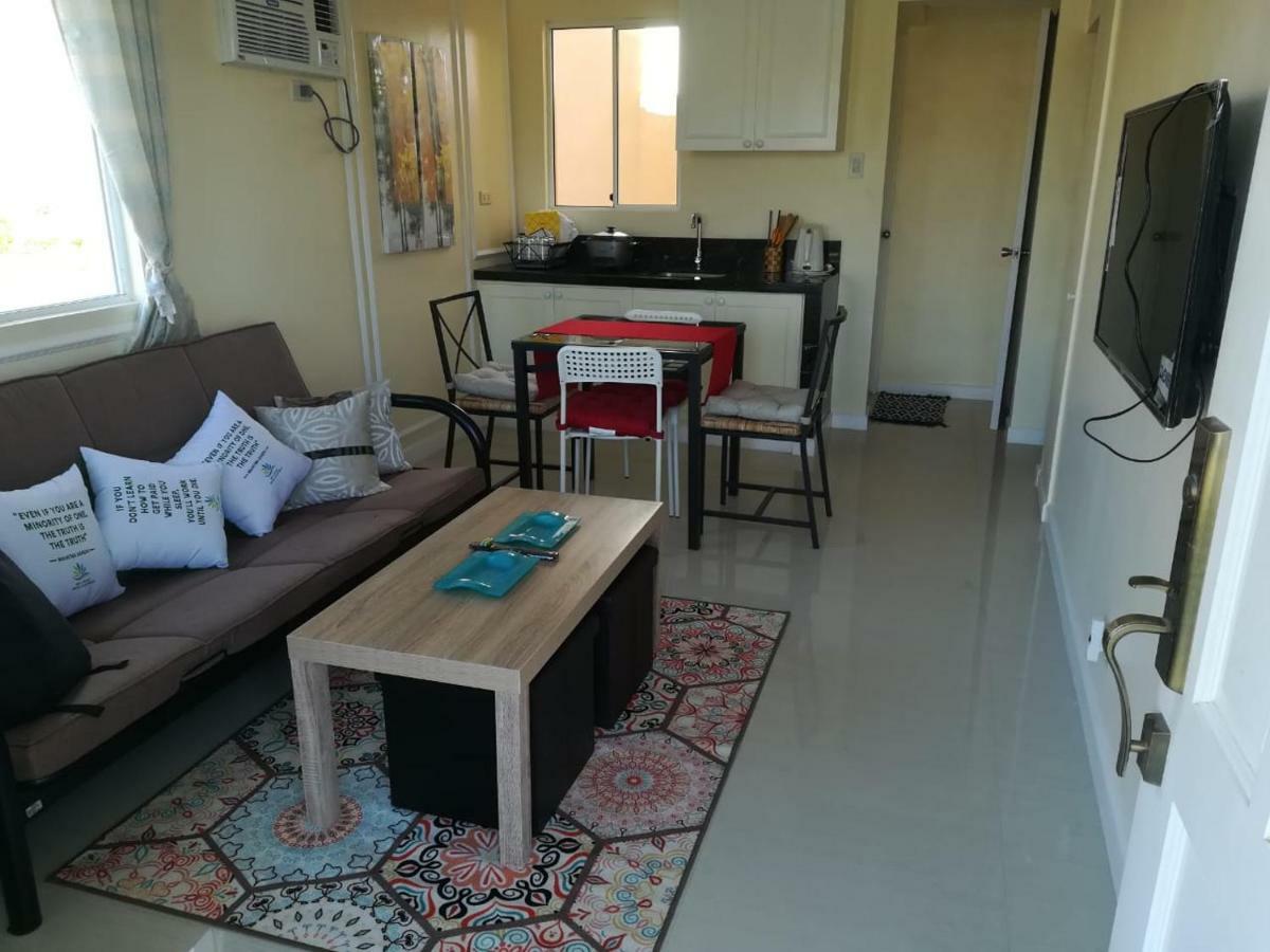Julzhome Ph Properties By Juliet Africapervaze Santa Rosa  Exteriér fotografie